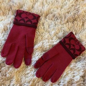 Coach signature gloves - NWOT